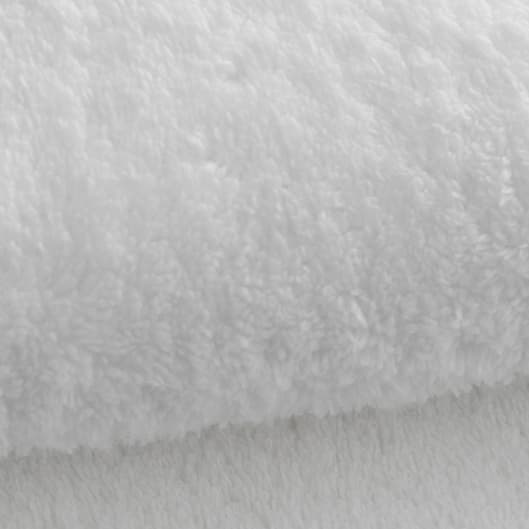 Deluxe refresh at Beautybyflor in Newport Beach, CA